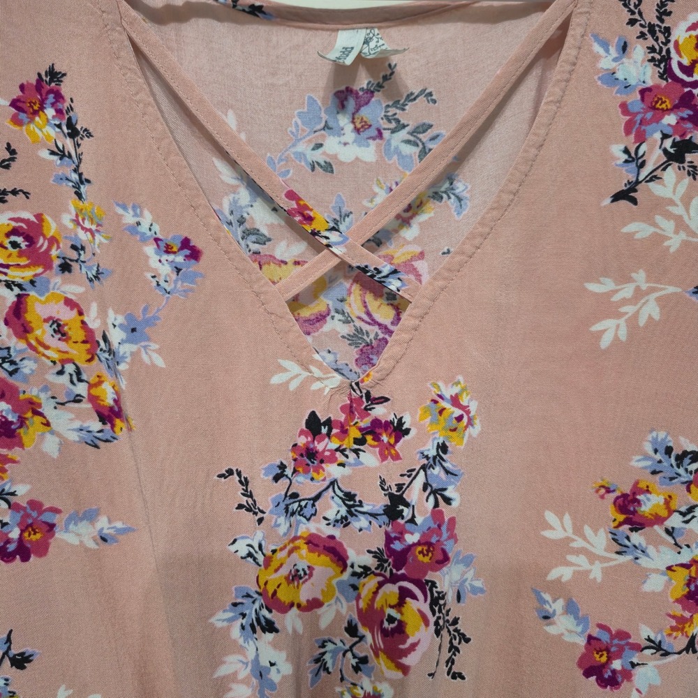 Mudd Womens Floral V-Neck Crisscross Front Tie Short Sleeve Blouse Pink Size M